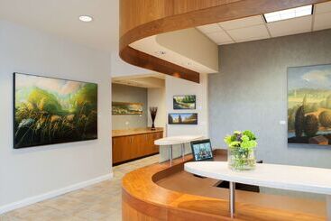 هتل Doubletree By Hilton  Chicago  North Shore Conference Center