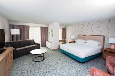 هتل Doubletree By Hilton  Chicago  North Shore Conference Center