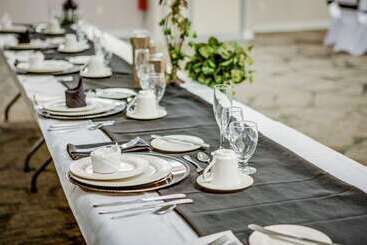 هتل Doubletree By Hilton Huntington