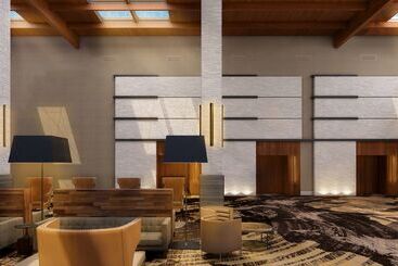 هتل Doubletree By Hilton Mt. Vernon