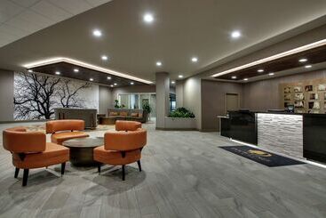 هتل Doubletree By Hilton Mt. Vernon