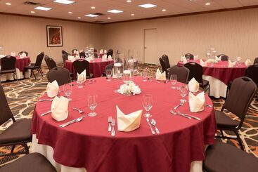 Doubletree By Hilton Hotel Norfolk Airport