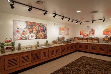 Doubletree By Hilton Hotel Norfolk Airport