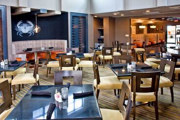 Doubletree Suites By Hilton Hotel Huntsville South