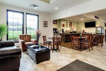 هتل Econo Lodge University