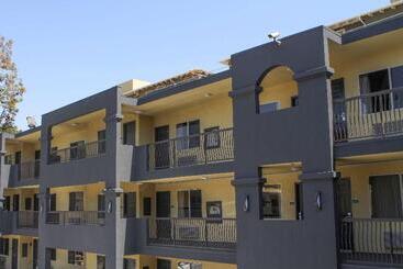 هتل Greentree Pasadena