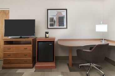 هتل Hampton Inn Danbury