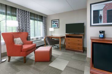 هتل Hampton Inn Danbury