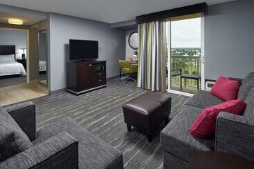 هتل Hampton Inn Daytona Beach/beachfront