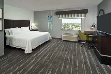 هتل Hampton Inn Daytona Beach/beachfront