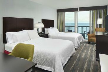 هتل Hampton Inn Daytona Beach/beachfront