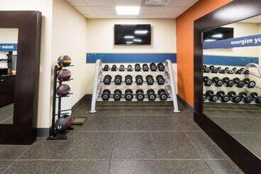 هتل Hampton Inn Daytona Beach/beachfront