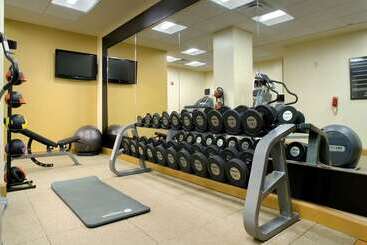هتل Hilton Arlington