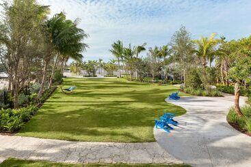 هتل Hilton Garden Inn Key West / The Keys Collection