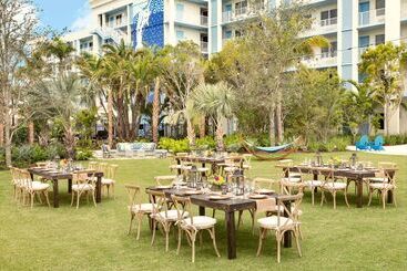 هتل Hilton Garden Inn Key West / The Keys Collection