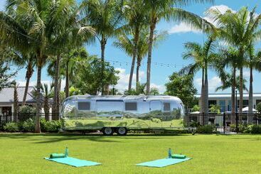 هتل Hilton Garden Inn Key West / The Keys Collection
