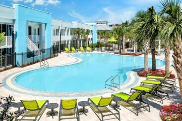 هتل Hilton Garden Inn Key West / The Keys Collection