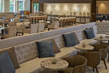 هتل Hilton Raleigh North Hills