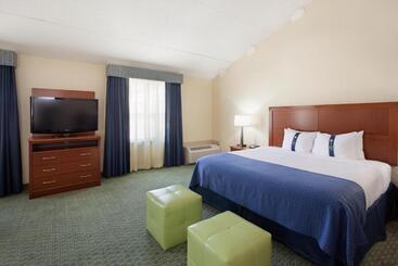 Iris Hotel Cape Cod