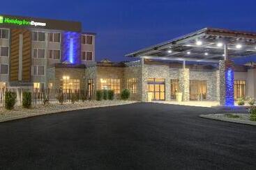 هتل Holiday Inn Express Louisville Airport Expo Center, An Ihg