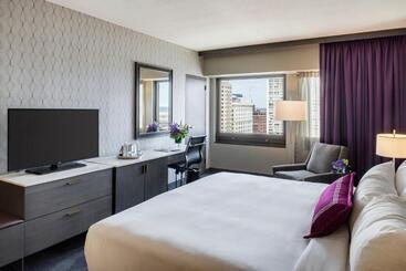 هتل Intercontinental St. Paul Riverfront, An Ihg