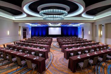 هتل Newark Liberty International Airport Marriott