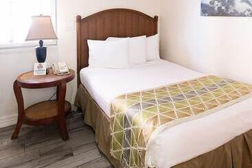 هتل Pacific Marina Inn