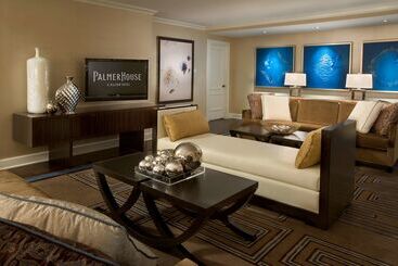 هتل Palmer House A Hilton