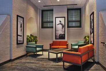هتل Palmer House A Hilton