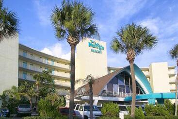 هتل Perry S Oceanedge Resort