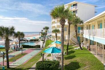 هتل Perry S Oceanedge Resort