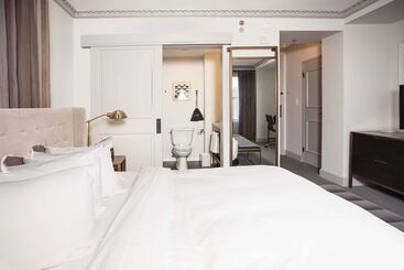 هتل Phillips Kansas City Curio Collection By Hilton