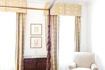 هتل Planters Inn  Charleston