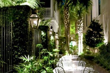 هتل Planters Inn  Charleston