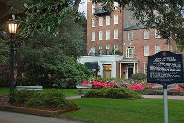 هتل Planters Inn On Reynolds Square