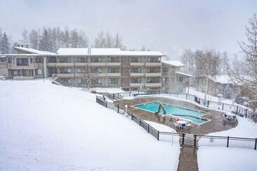 هتل Pokolodi Lodge