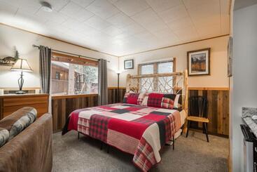 هتل Ponderosa Lodge