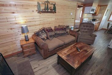 هتل Ponderosa Lodge