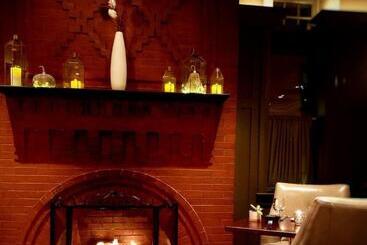 Portland Regency Hotel & Spa