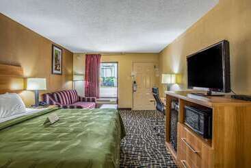 هتل Quality Inn