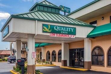 هتل Quality Inn