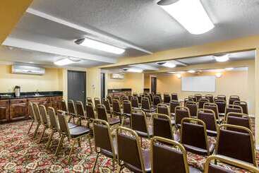 هتل Quality Inn & Suites Bell Gardenslos Angeles