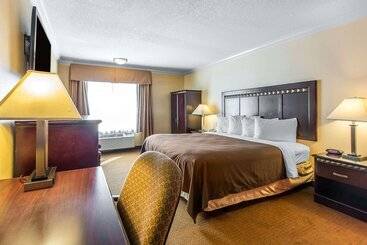 هتل Quality Inn & Suites Bell Gardenslos Angeles