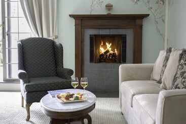 Отель Queen Anne Inn