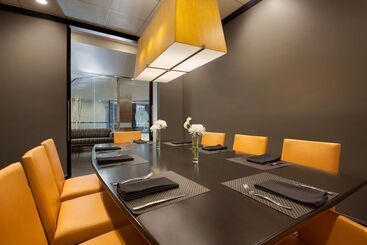 ホテル Radisson Blu  Fargo