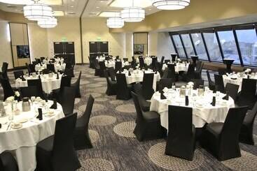 ホテル Radisson Blu  Fargo