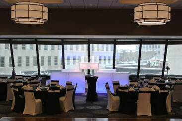 ホテル Radisson Blu  Fargo