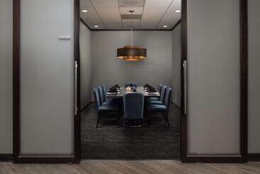هتل Radisson Blu  Fargo