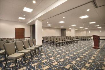 Radisson Hotel La Crosse