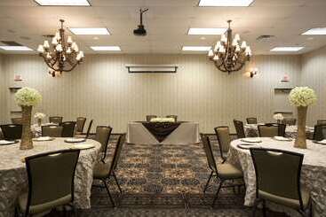 هتل Ramada By Wyndham Del Rio